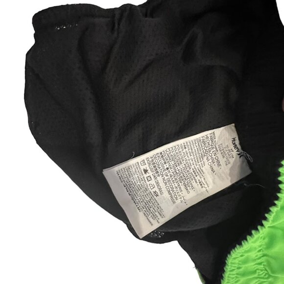 Toddler boys Hurley Board Shorts 3T - Picture 3 of 5